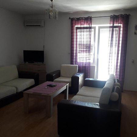 Mir Apartment Котор Екстериор снимка
